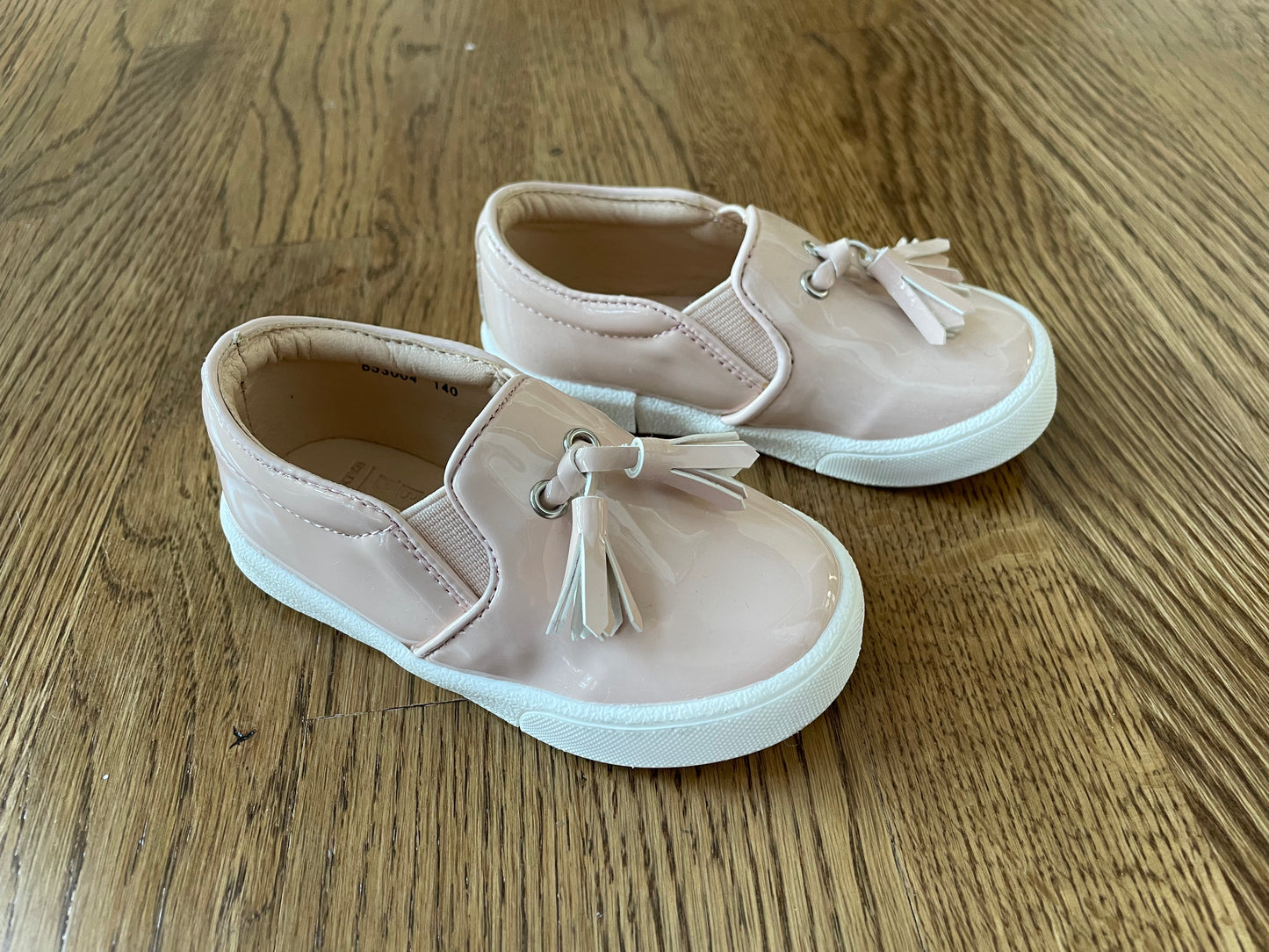 Bimbo Bimba Girls light pink patent leather shoes toddler size 6