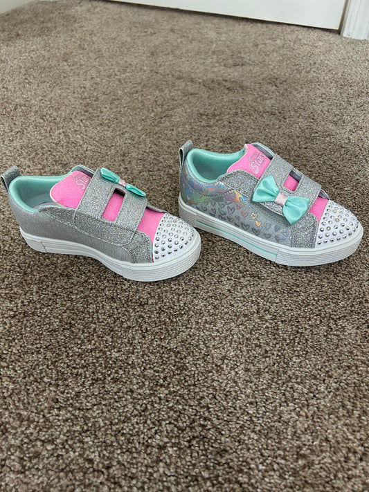 SELLER 26: Size 11 Sketcher Light Up Tennis Shoes NWOT