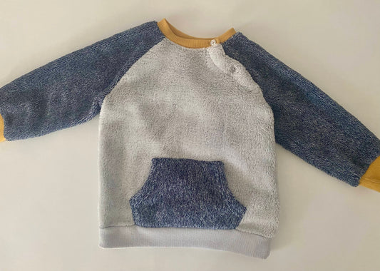 #95B VGUC Tex Fuzzy Cozy Sweater, Boys 2T