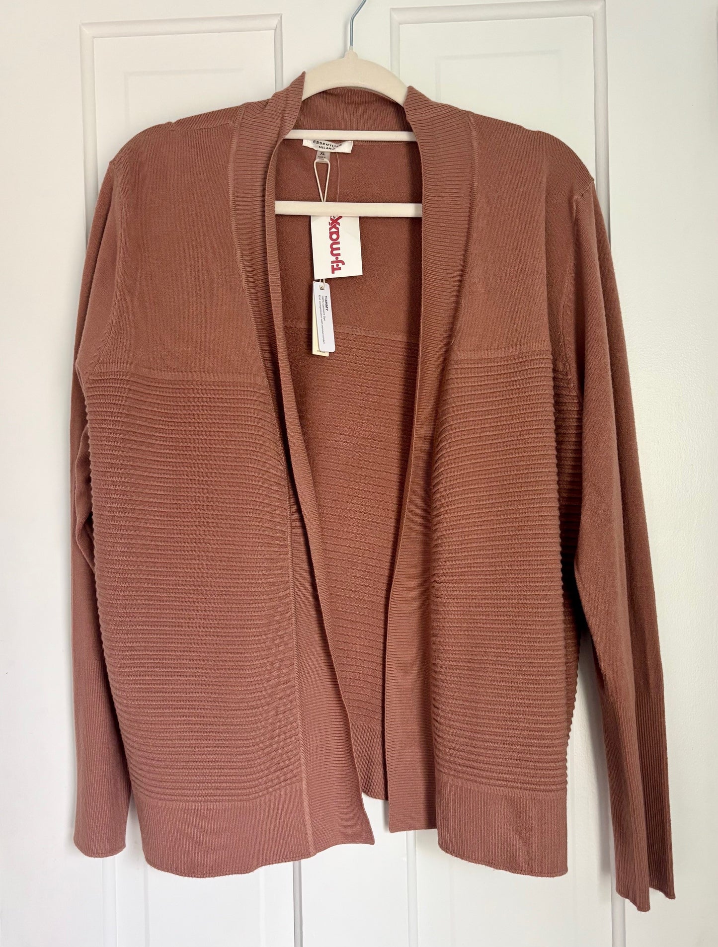 #43 TJ Maxx Sweater Women's XL NWT