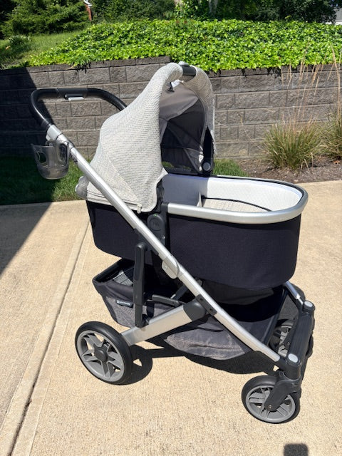 #104 Uppababy Cruz  V2 Stroller