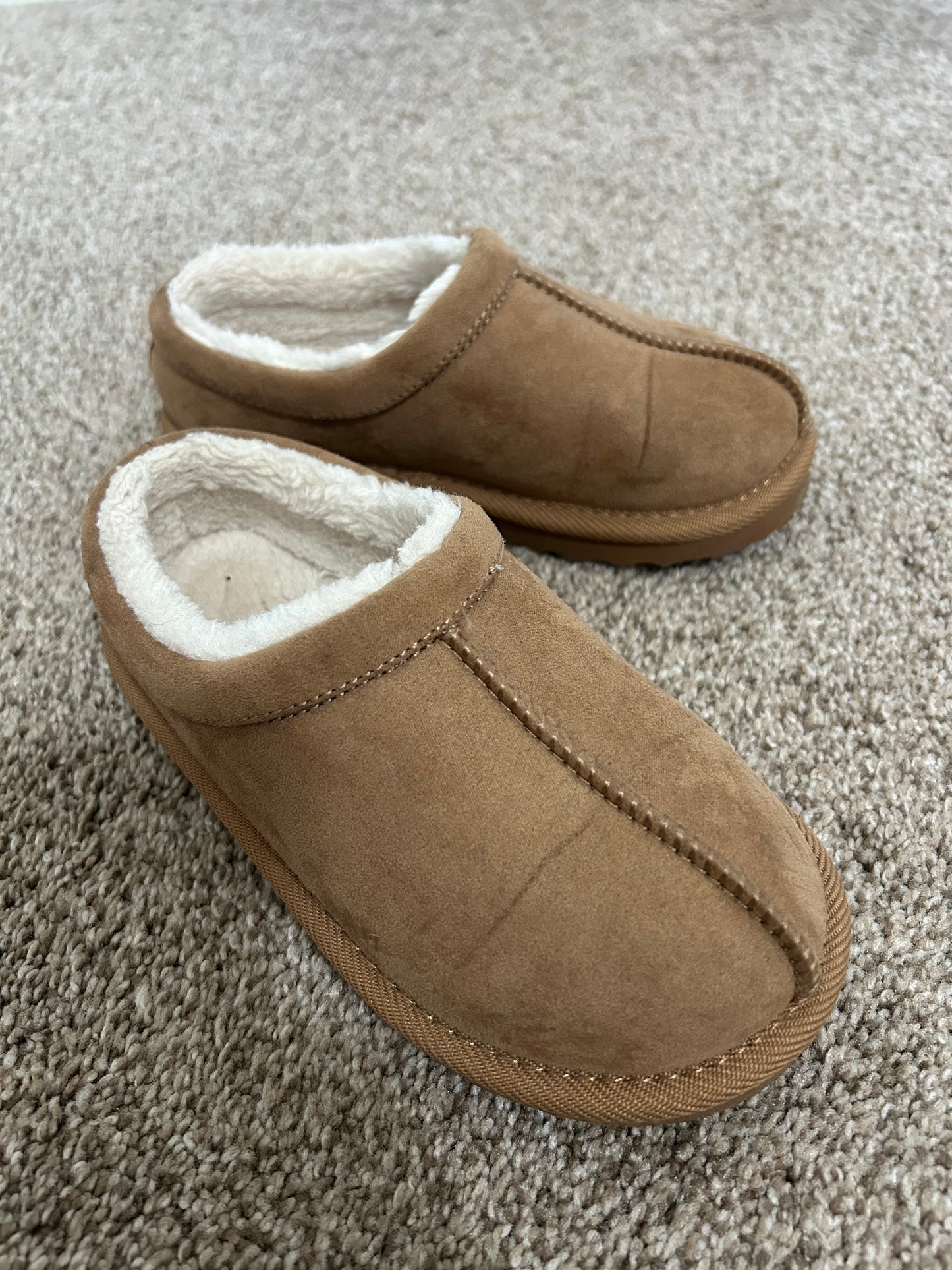 SELLER 26: Size 11 Fur-Lined Slides EUC