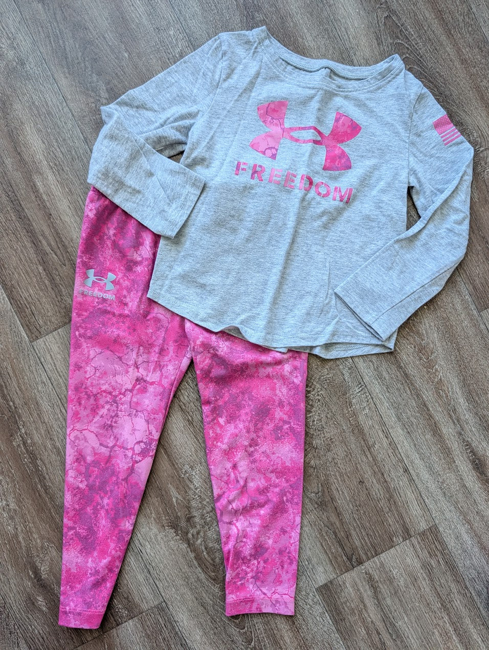 #8 Girls Under Armour Outfit Size 3T