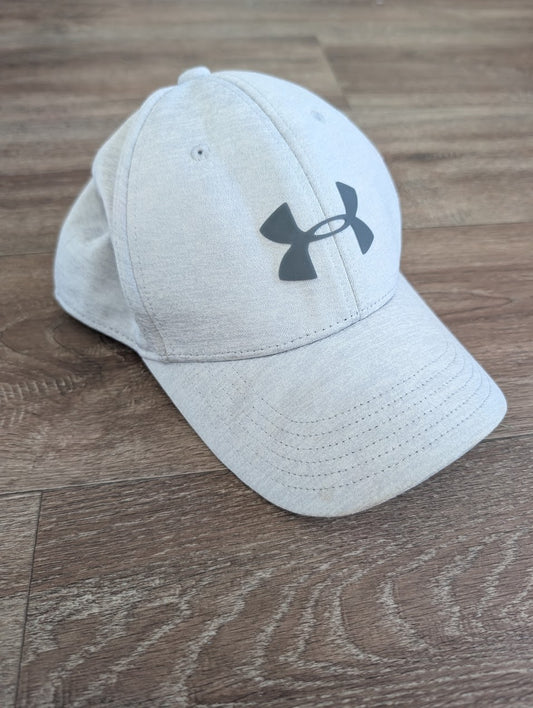 #8 Under Armour Hat size Youth XS