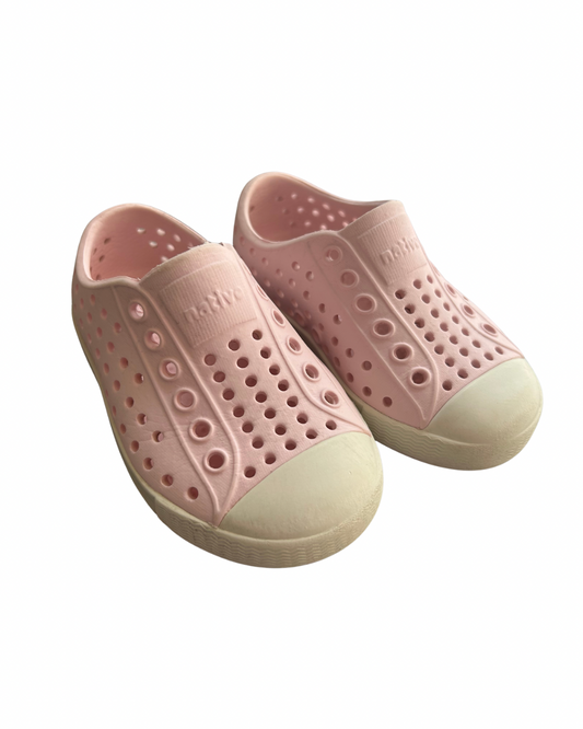 Seller #134 Native Shoes Pink Girls C5