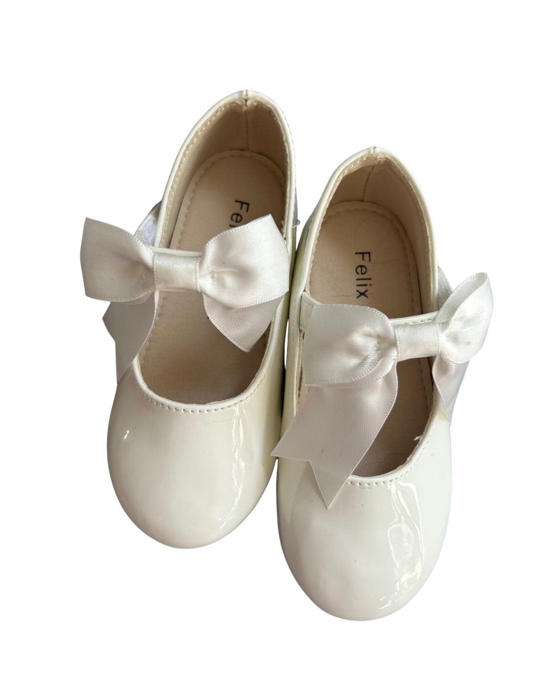 Seller #134 Felix & Flora White Dress Shoes Girls 7