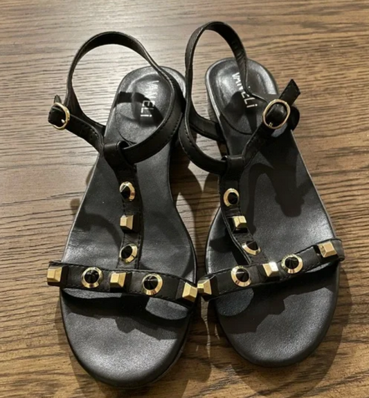 VANELi Women's Brunel Stud Sandals Size 7.5 (PPU Anderson Township)