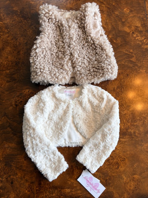 #104 Faux Fur Vests 4T