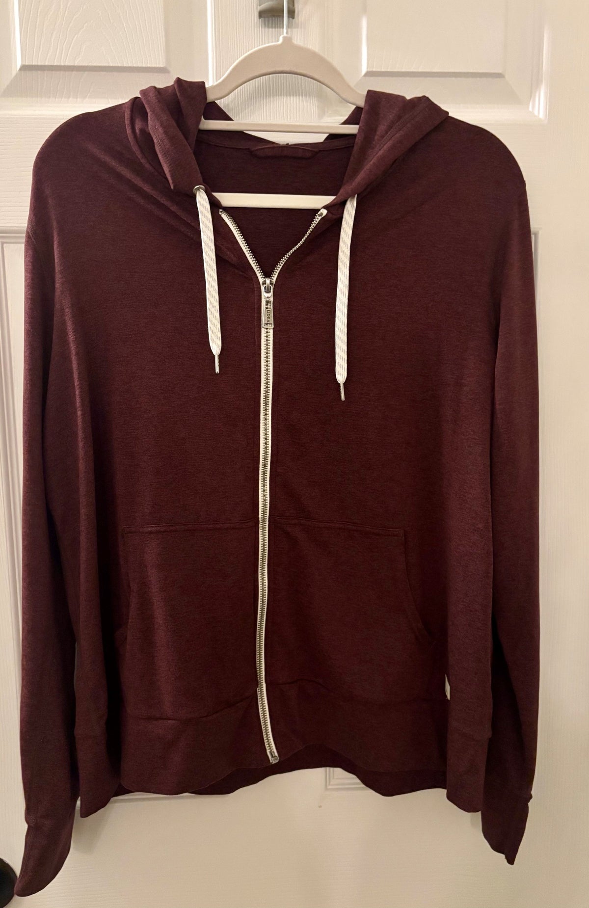 #154 Vuori Halo Performance Zip Hoodie Women's XL EUC