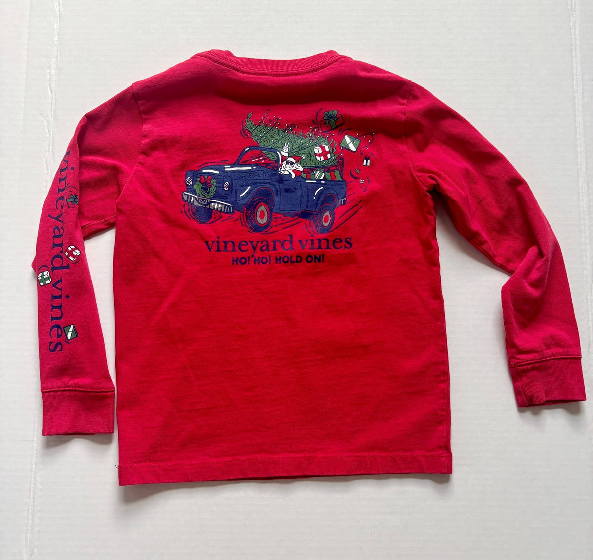 #154 Vineyard Vines Holiday Tee Boys 5 EUC